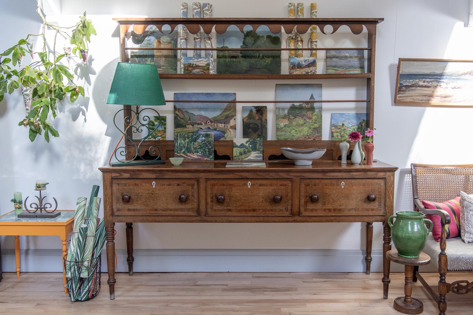 Small Art, Big Impact: Creative Ways to Display Small Artworks (and Why They Make Wonderful Christmas Gifts) - Natalia Willmott