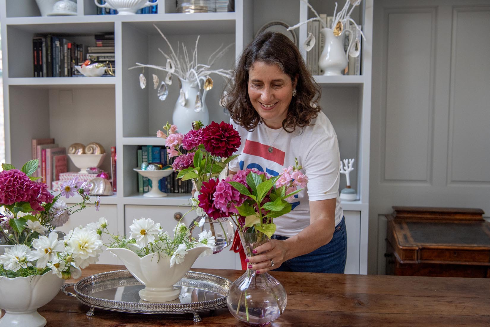 Styling Glassware with Flowers: A Guide to Elevating Your Home Decor - Natalia Willmott