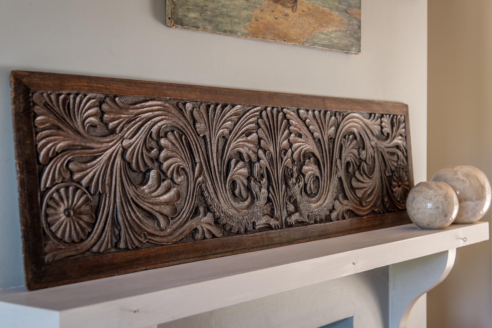 19th-Century Carved Oak Panel with Griffins and Acanthus - Natalia Willmott