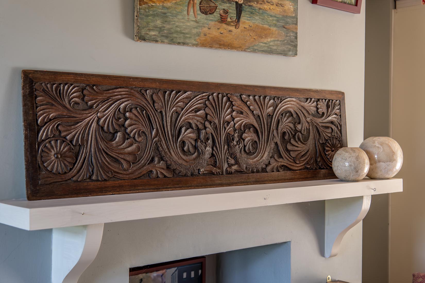 19th-Century Carved Oak Panel with Griffins and Acanthus - Natalia Willmott