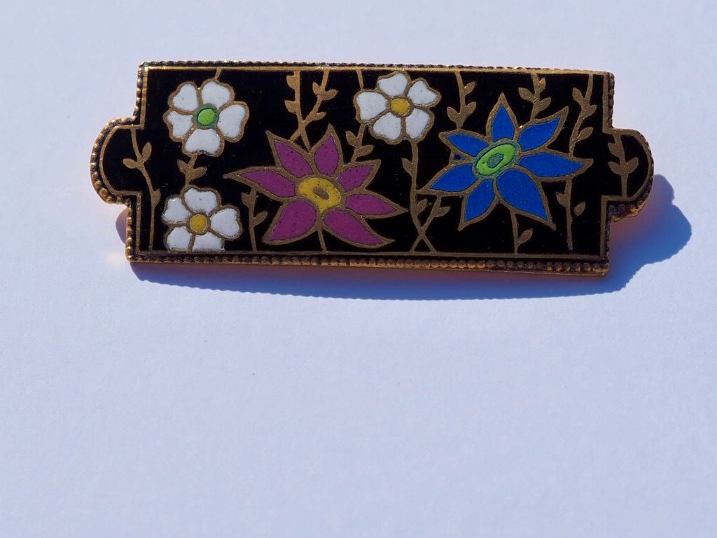 30’s enamel floral brooch pin - Natalia Willmott