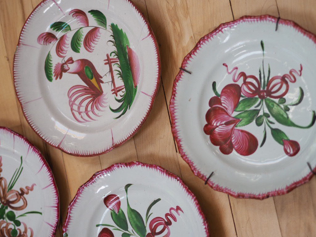 Elegant Faience Les Islettes plate with flowers or coq - Natalia Willmott