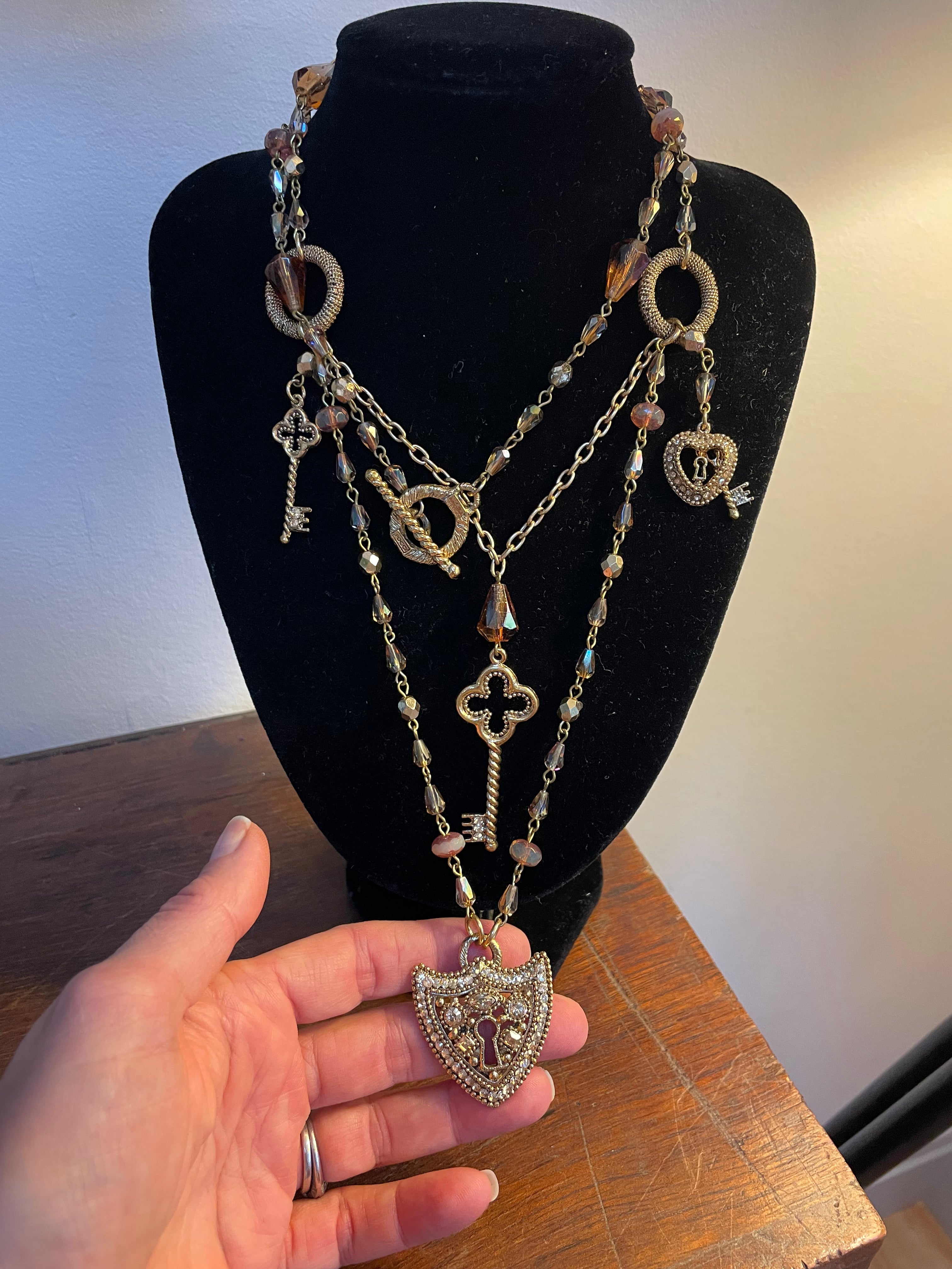 Poggi Key vintage necklace