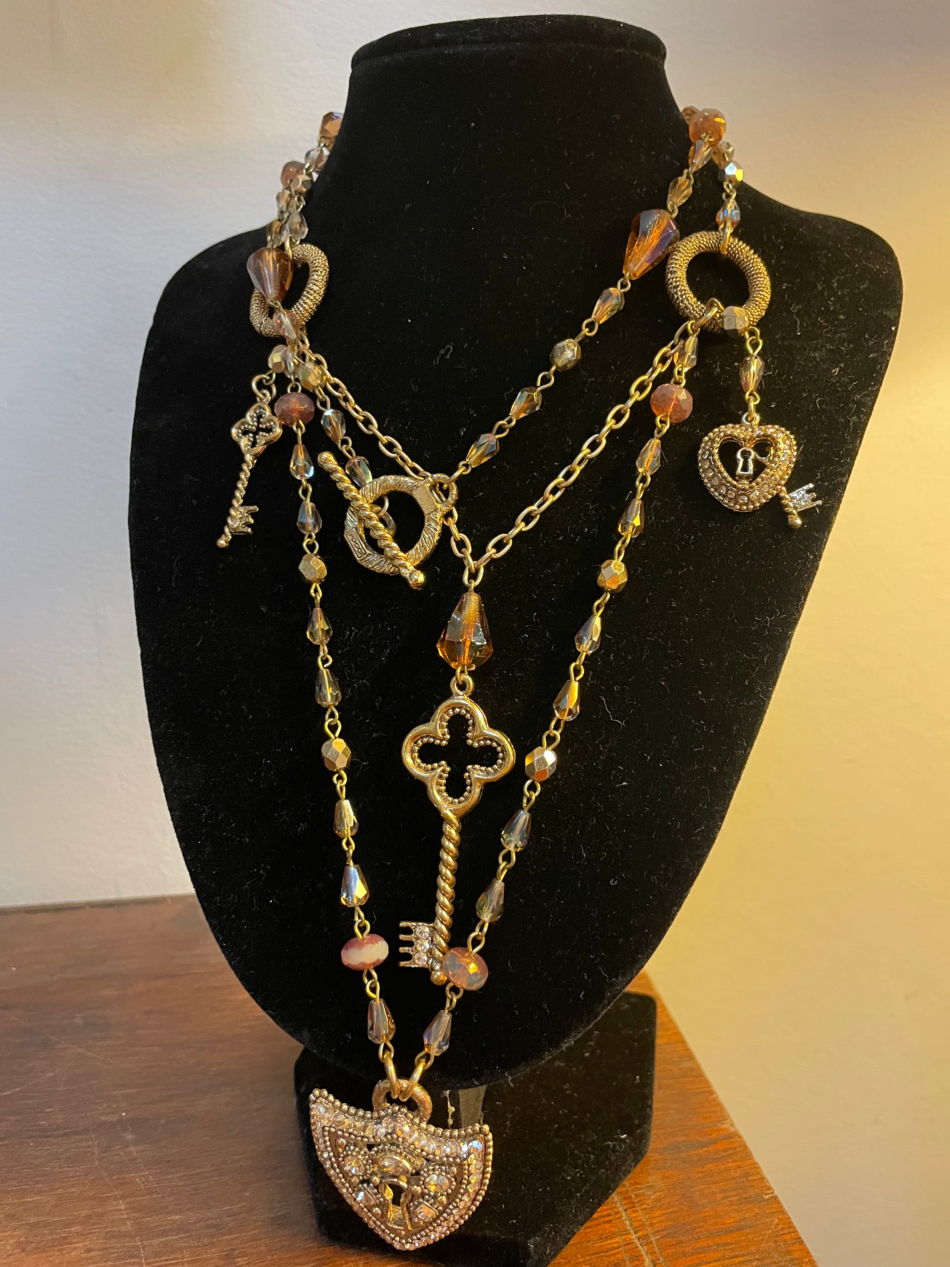 Poggi Key vintage necklace