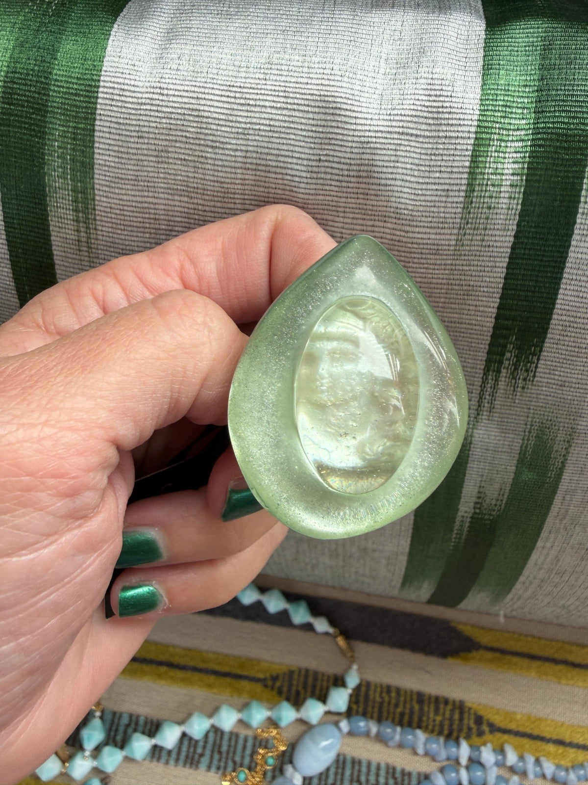 Adjustable ring “Alpha "basil green by Dominique Denaive - Natalia Willmott