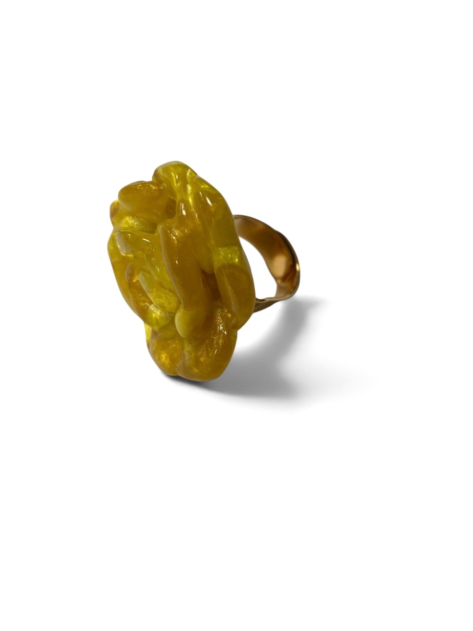Adjustable ring flower “Leonora" light of sun yellow by Dominique Denaive - Natalia Willmott