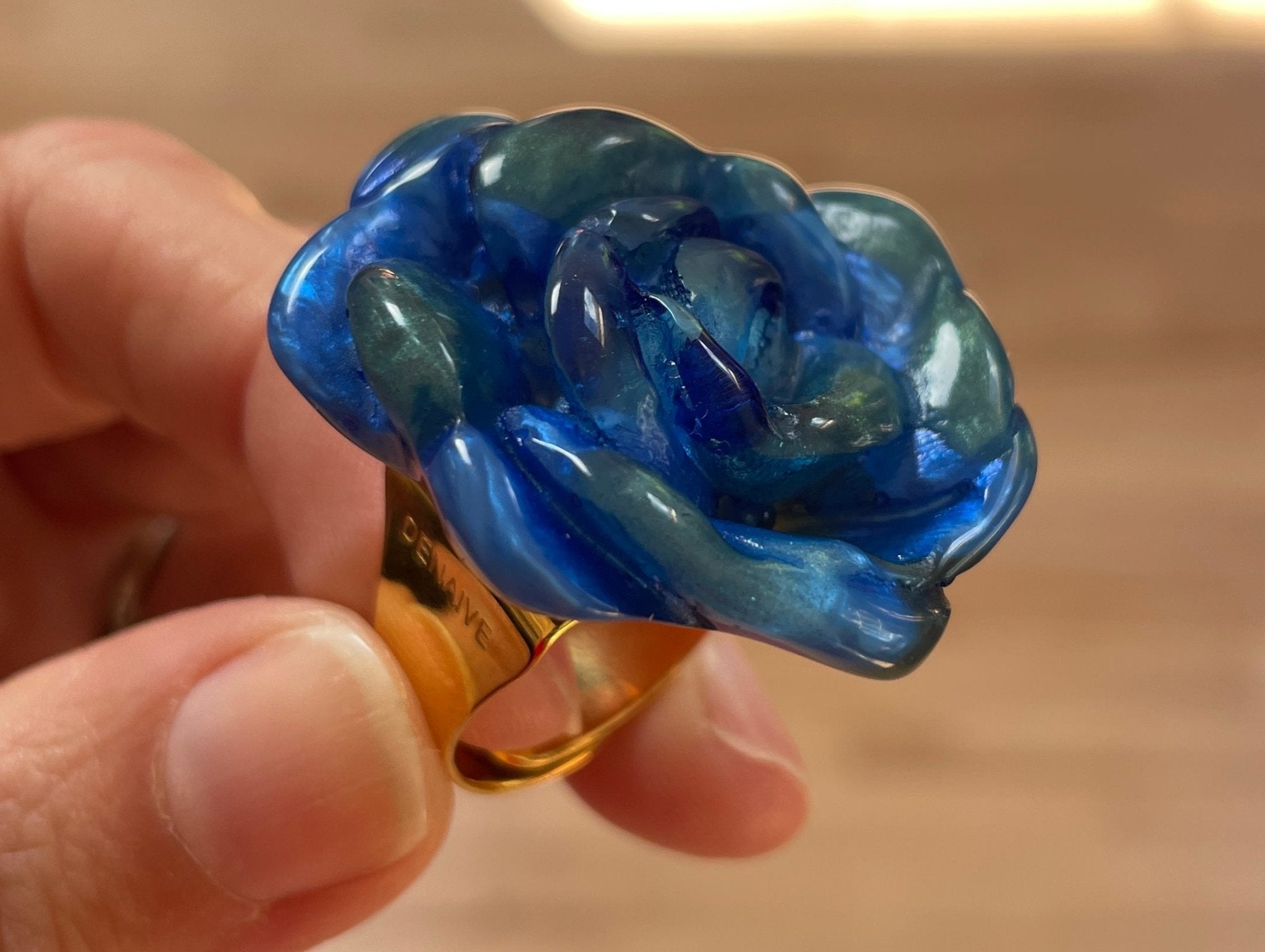 Adjustable ring “Leonora " thunder by Dominique Denaive - Natalia Willmott