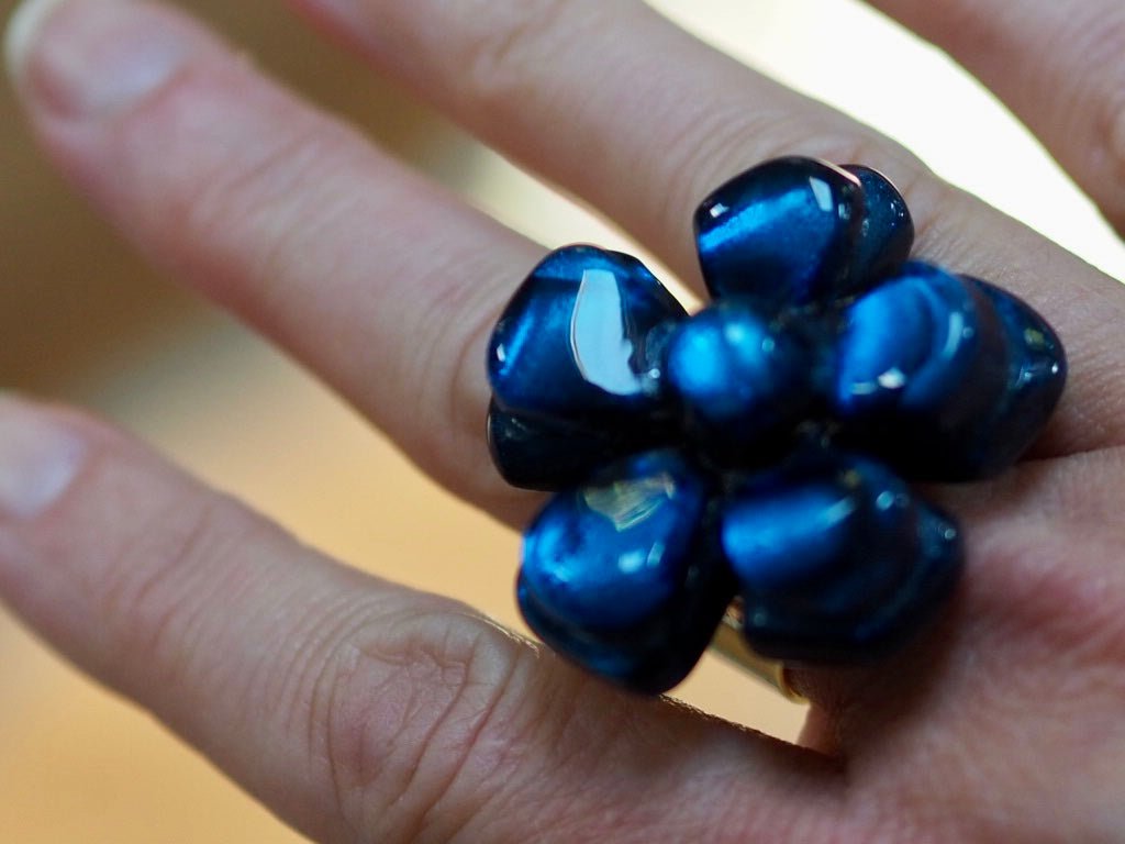 Adjustable ring “Magnolia" Navy - Natalia Willmott