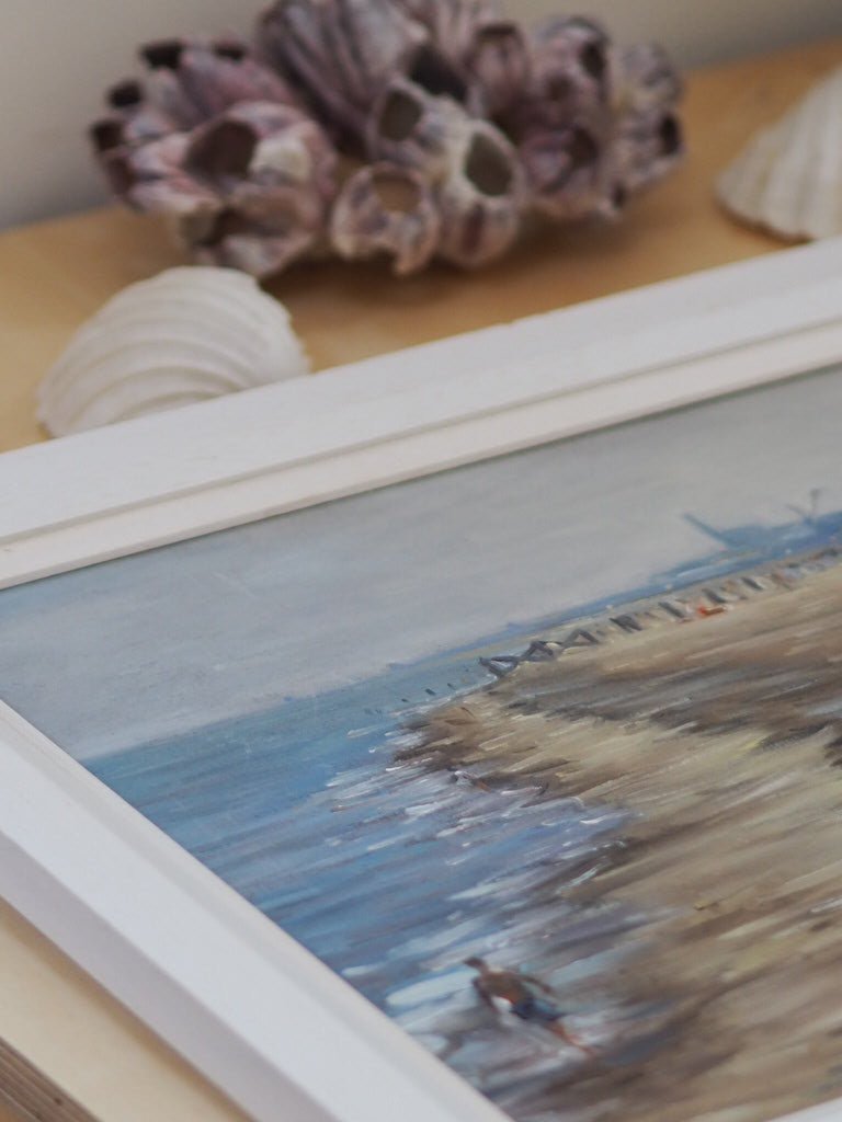 Beach walk by Allen Smith - Natalia Willmott