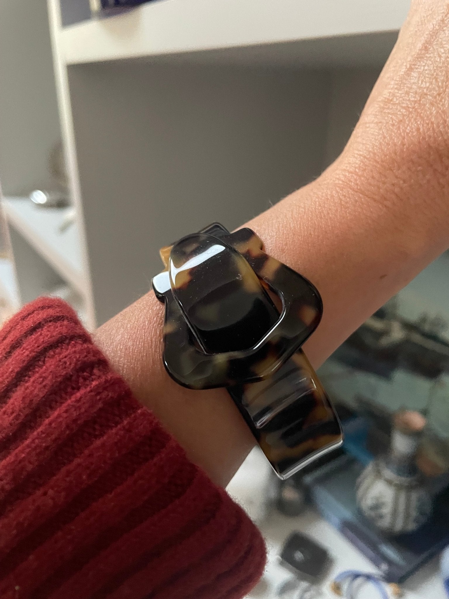 Belt clip Acetate bangle - Natalia Willmott