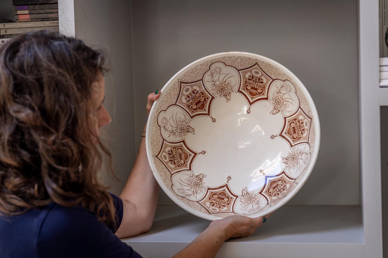 Brown-Westhead, Moore & Co. “Dagmar” Wash Bowl - Natalia Willmott