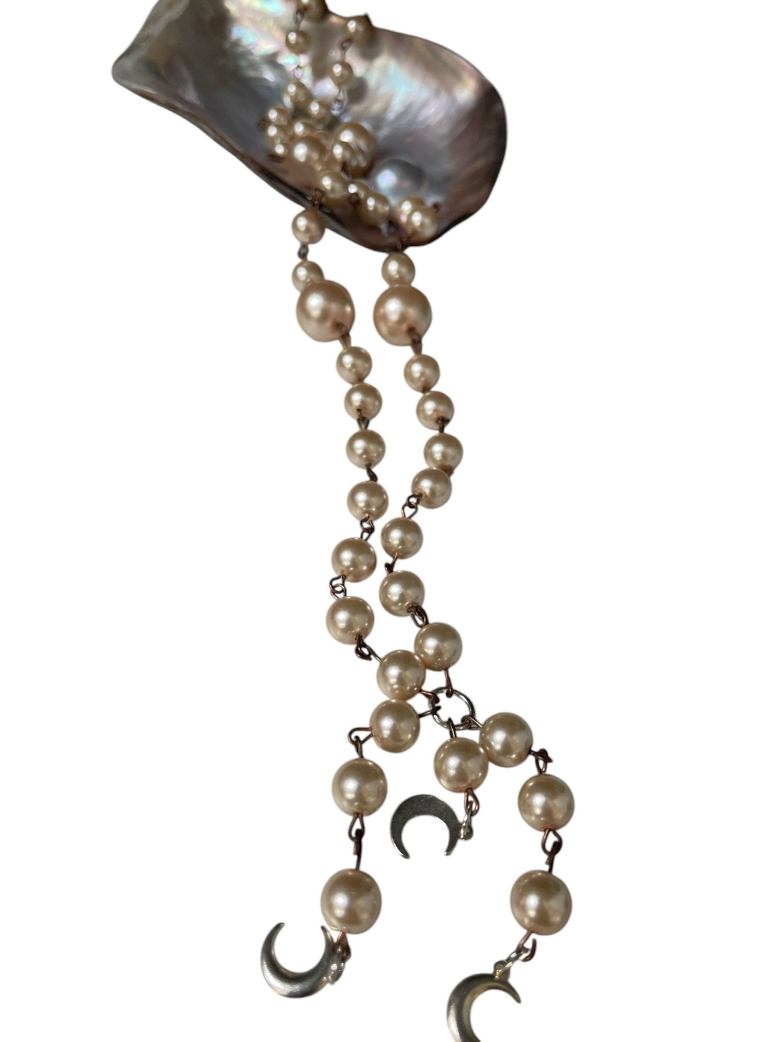 Celestial rose pearls earrings and necklace - Natalia Willmott