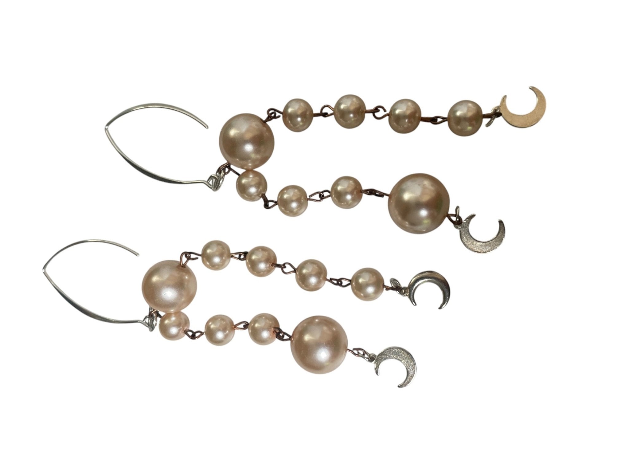 Celestial rose pearls earrings and necklace - Natalia Willmott