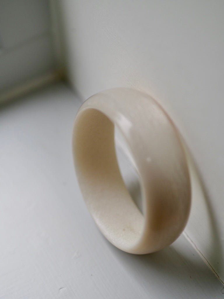 Circular bangle bracelet - Natalia Willmott