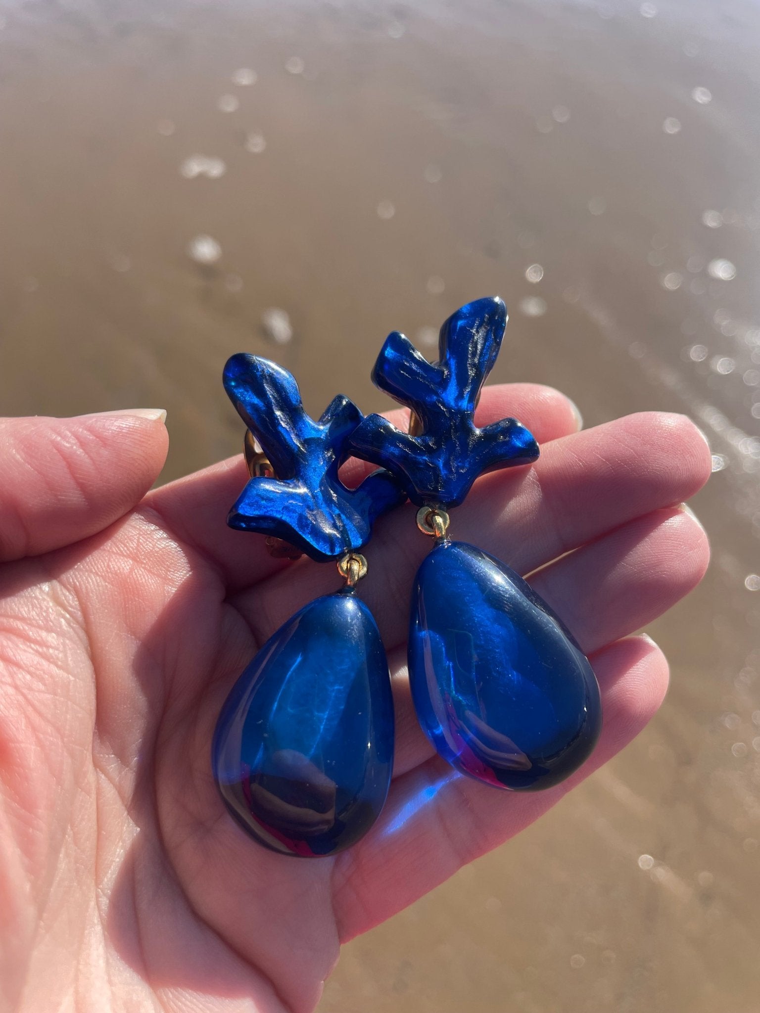 Clip on earrings "Coraline" Royal Blue - Natalia Willmott