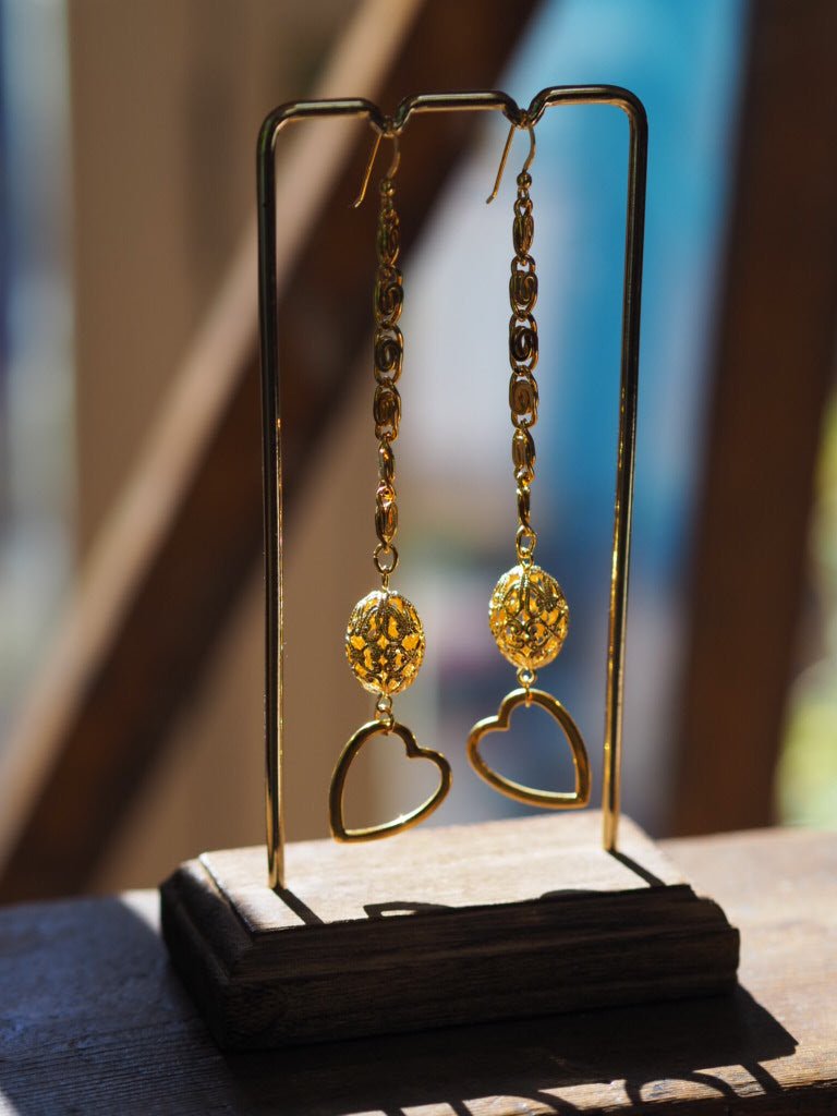 “Coeur" Vintage earrings with heart - Natalia Willmott