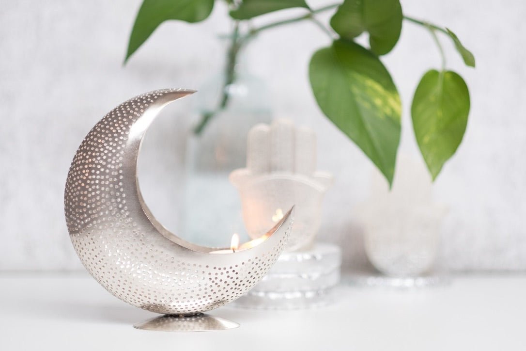 Crescent moon tealight holder - silver - Natalia Willmott