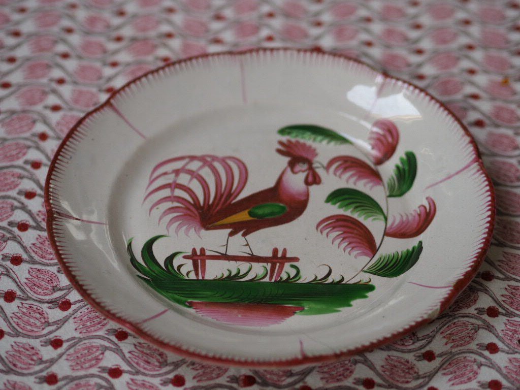 Elegant Faience Les Islettes plate with flowers or coq - Natalia Willmott