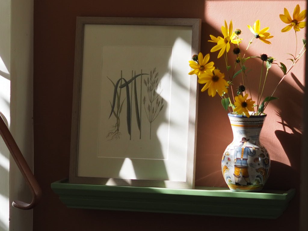 Farmer vase from Puente, Toledo, Spain - Natalia Willmott