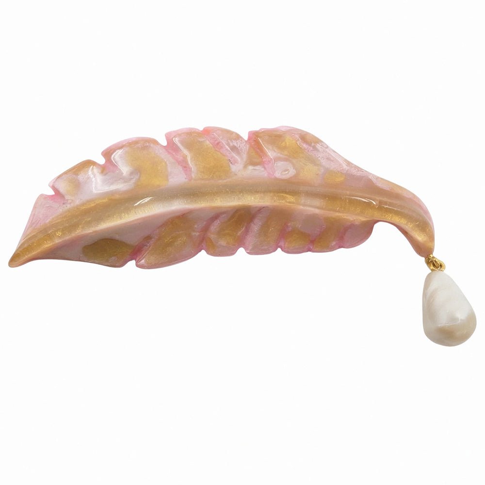 "Feather drop" brooch pink by Dominique Denaive - Natalia Willmott