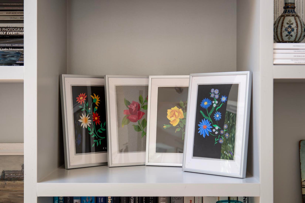 Folk Art vintage small floral gouaches - Natalia Willmott