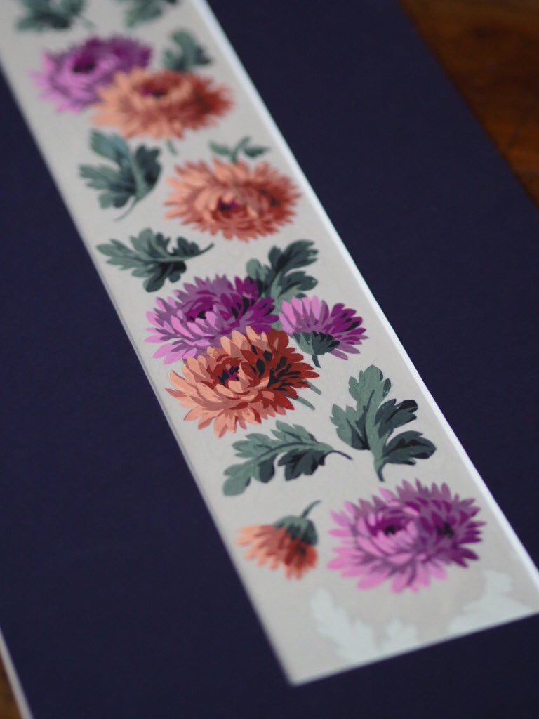 French antique Chrysanthenum ribbon design - Natalia Willmott