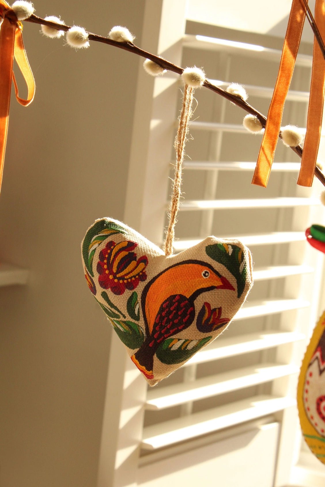 Hanging Heart hand painted Decoration with Bird - Natalia Willmott