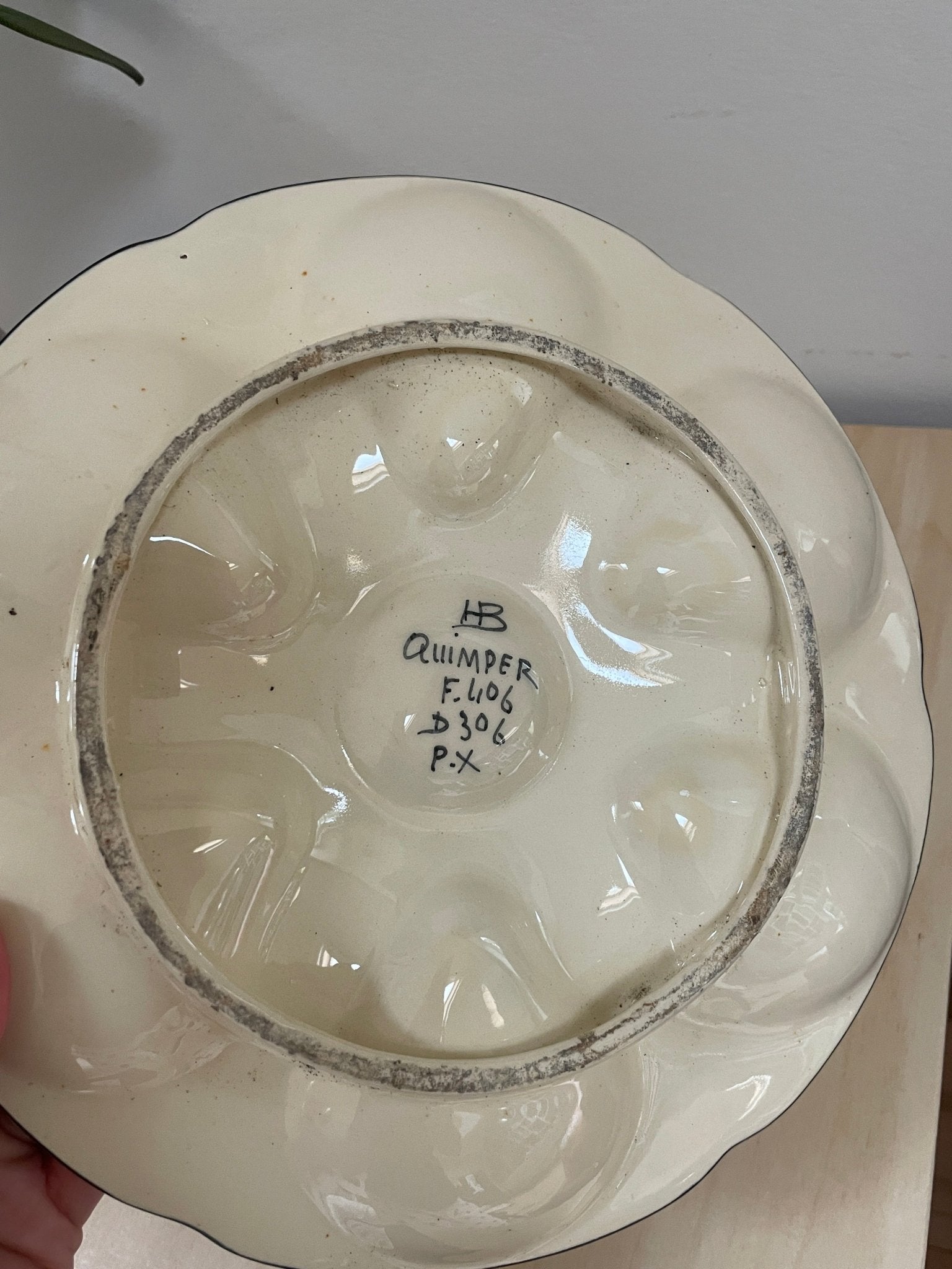 Henriot Quimper Oyster Plate – Hand - Painted Breton Faience in Sunshine Yellow - Natalia Willmott