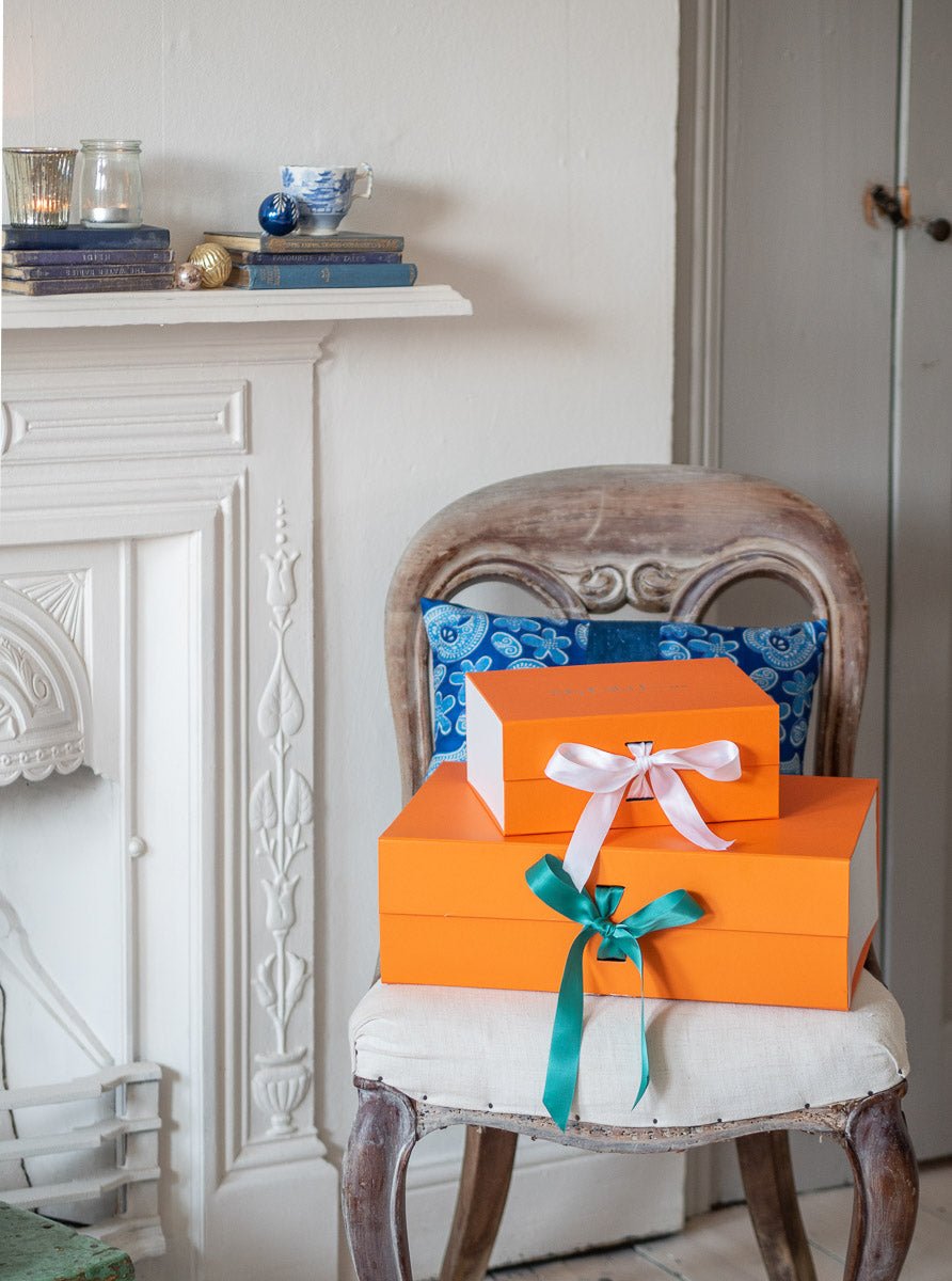 "LISIÈRES FLEURIES" SILK ENVELOPE CUSHION by My Billet Doux - Natalia Willmott