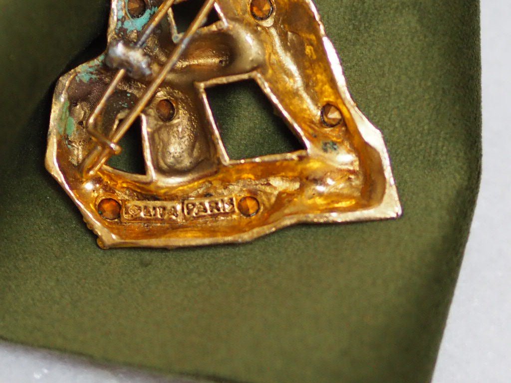 Lolita heart modernist heart brooch - Natalia Willmott