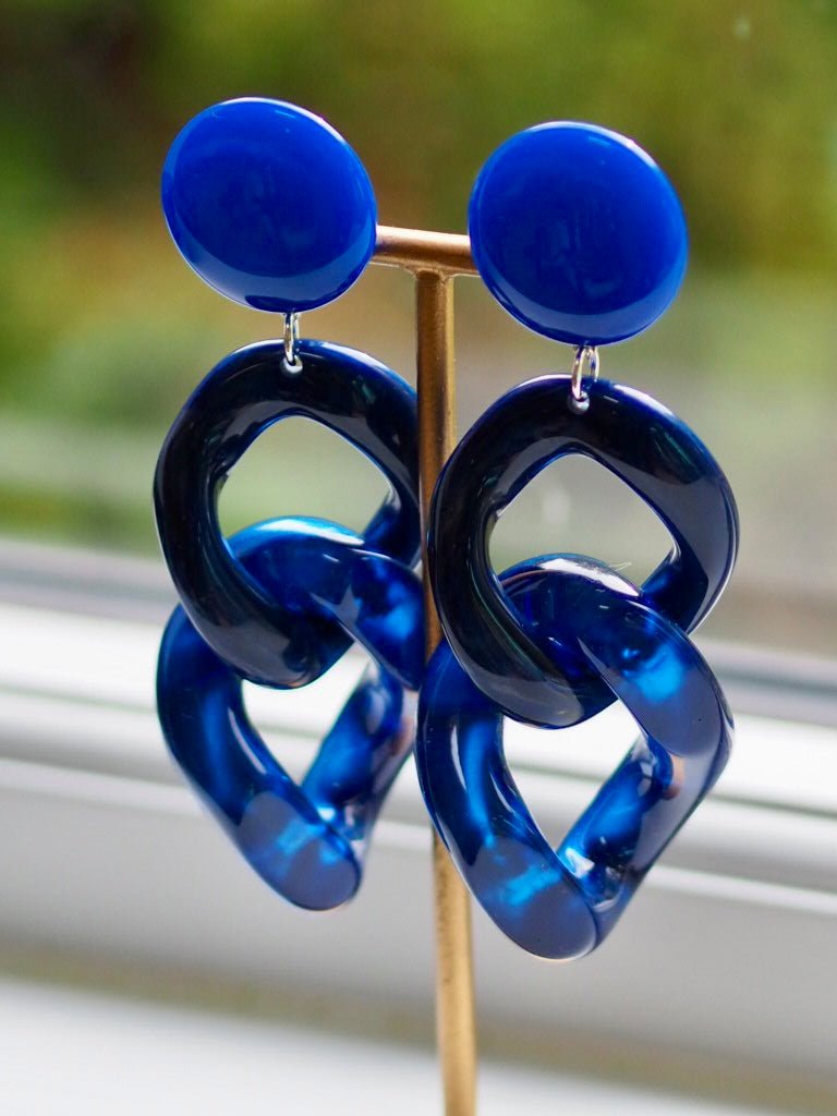 Maillon electric blue clip on earrings - Natalia Willmott