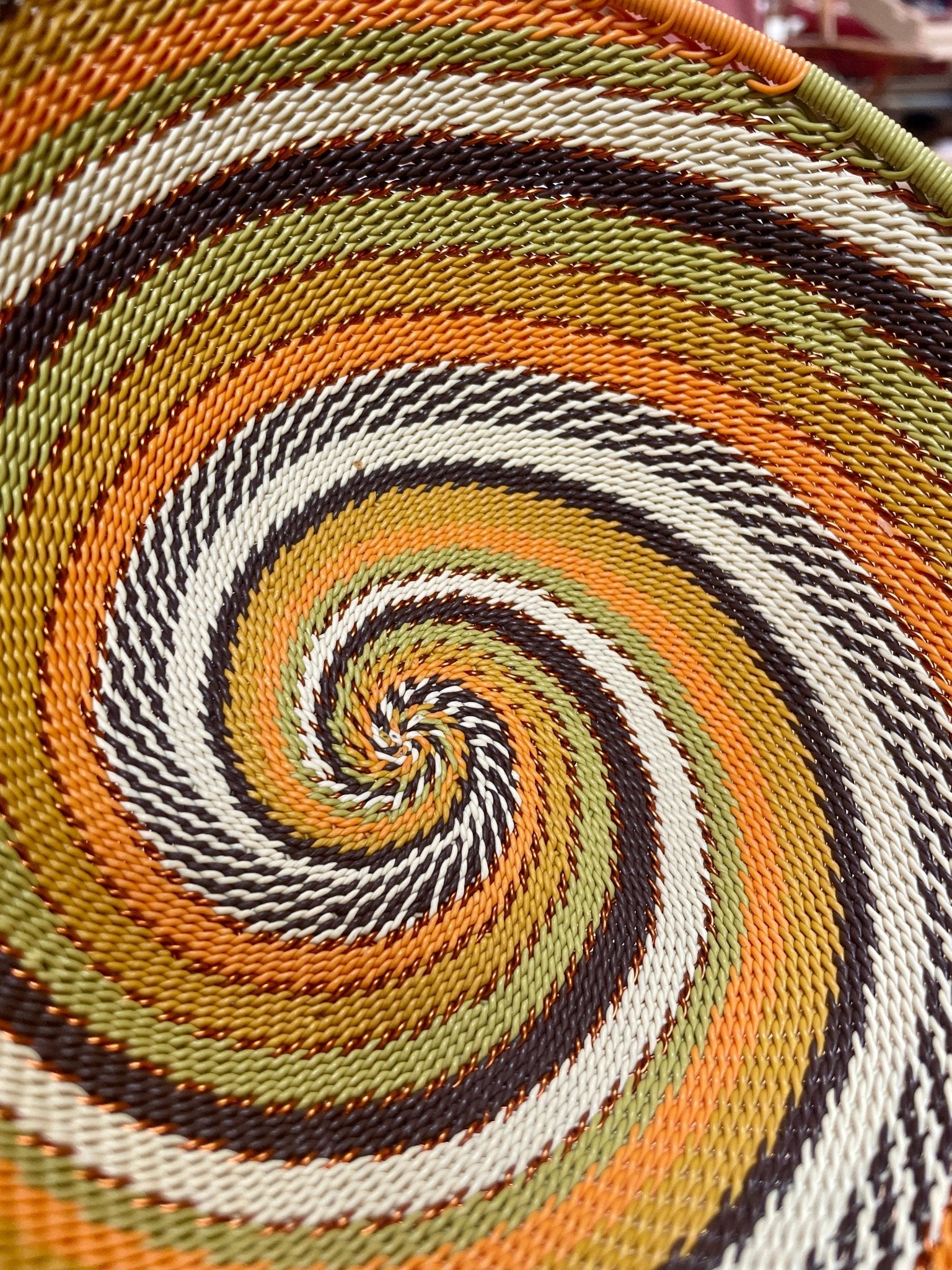 Medium wire Zulu bowl - Natalia Willmott