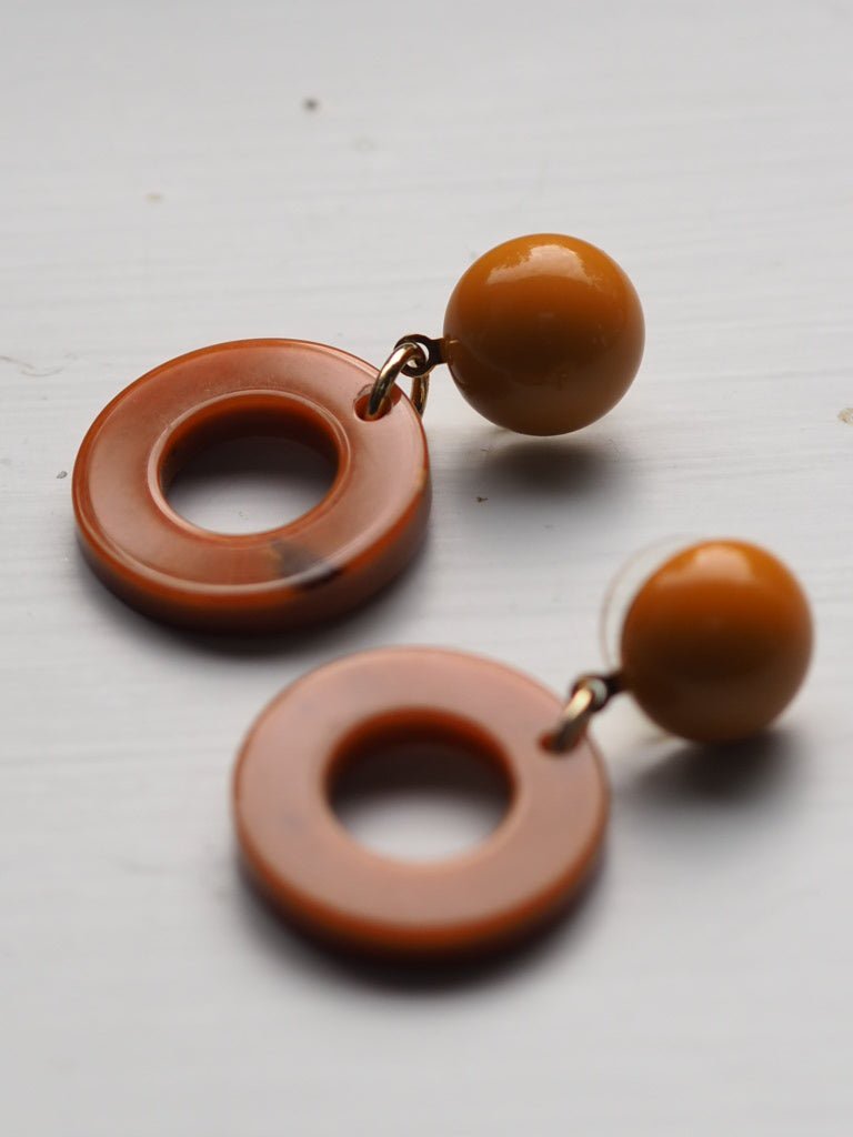 mini hoop caramel round earrings - Natalia Willmott