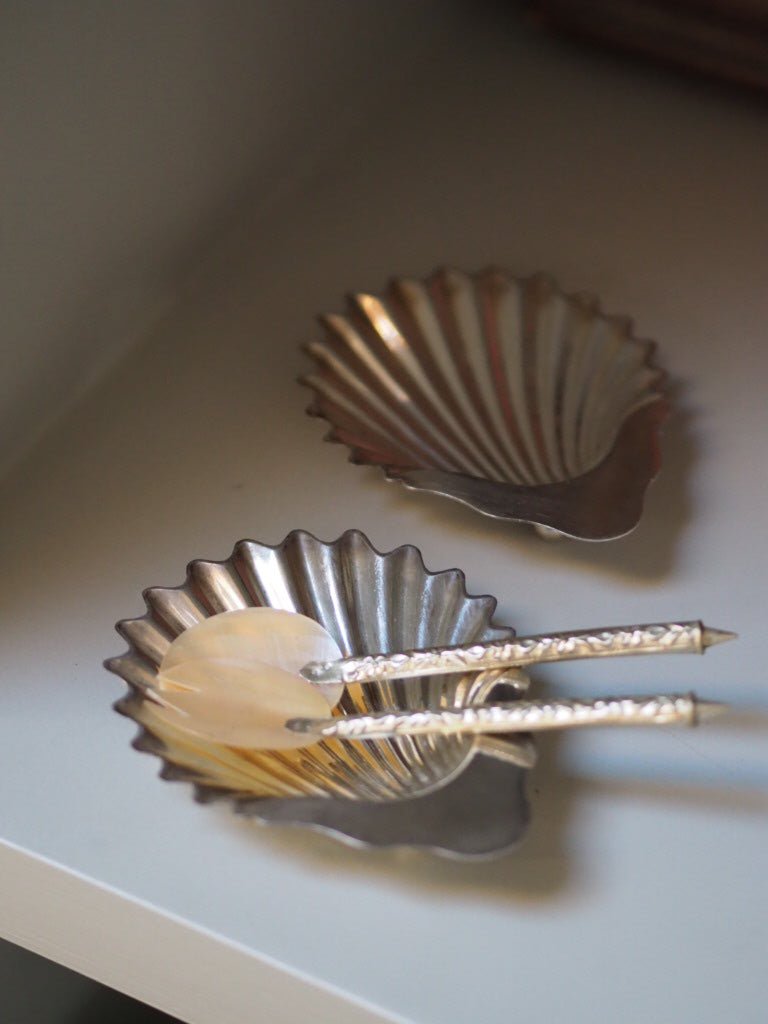 Pair of antique silver plate scallop butter dishes - Natalia Willmott