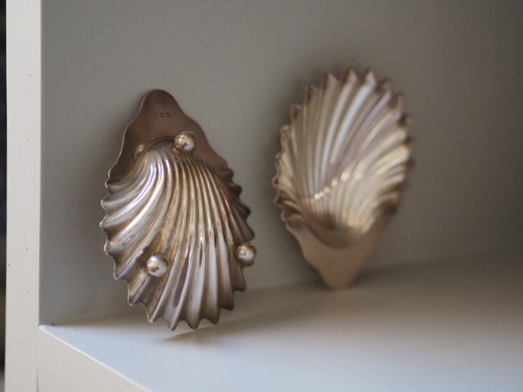Pair of antique silver plate scallop butter dishes - Natalia Willmott