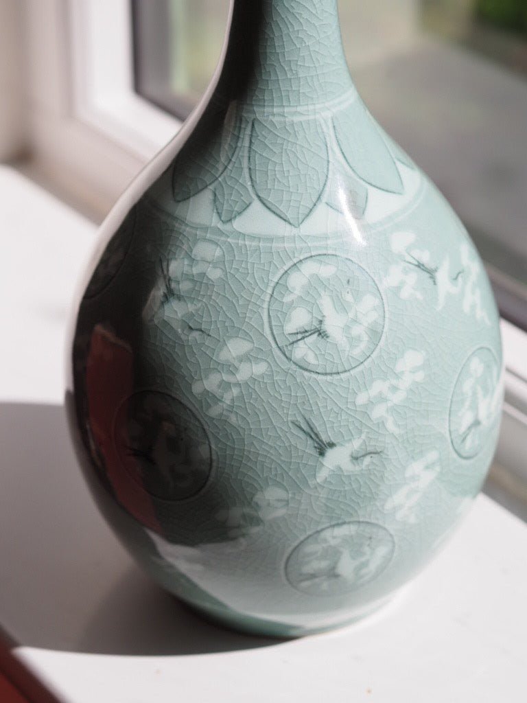 Pear - Shaped Celadon Vase with Thousand Cranes - Natalia Willmott