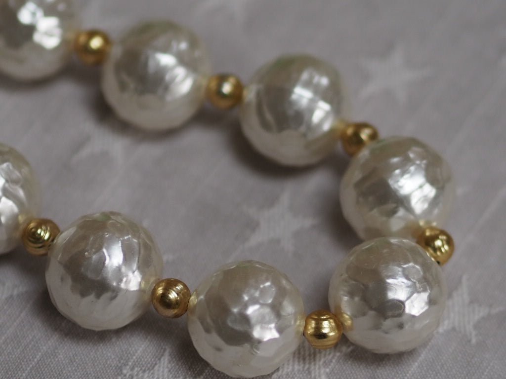 Pearlised lucite necklace - Natalia Willmott