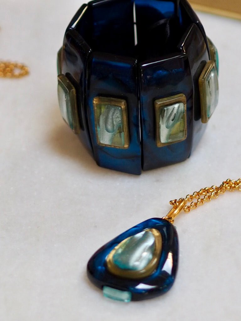 Pendant necklace "Cassia" Navy - Natalia Willmott