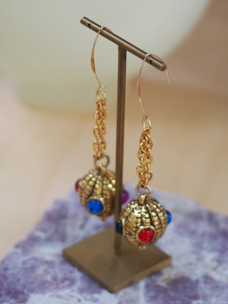 Recreated Renaissance earrings and necklace - Natalia Willmott
