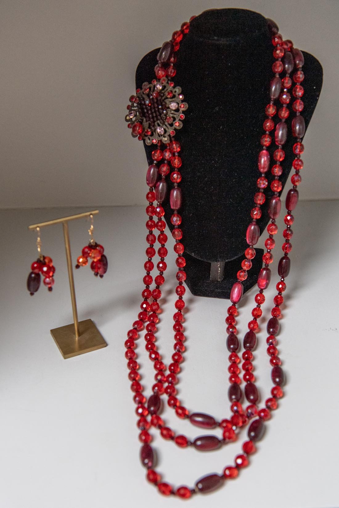Red delight beaded Bohemian style vintage necklace and earrings - Natalia Willmott