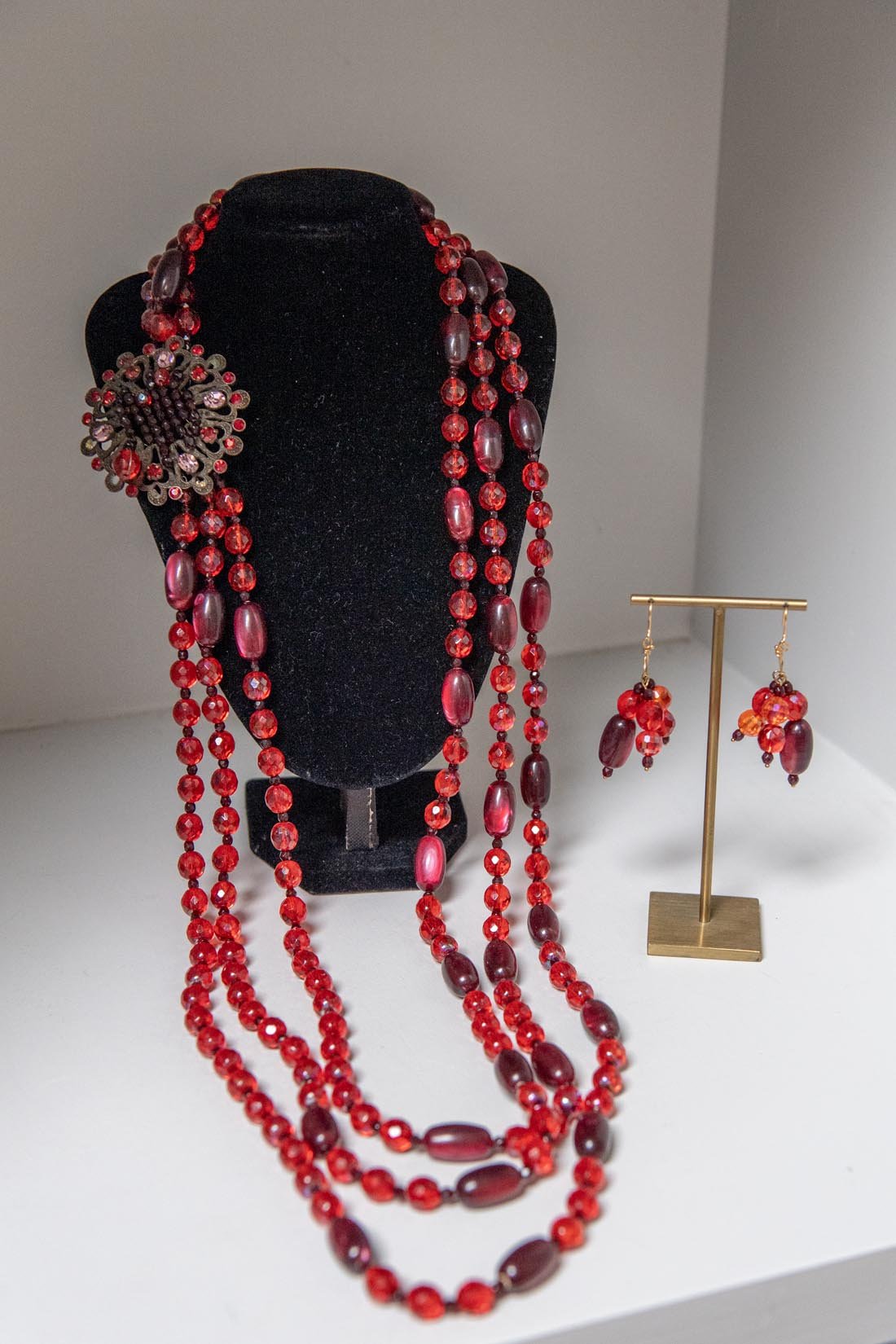 Red delight beaded Bohemian style vintage necklace and earrings - Natalia Willmott
