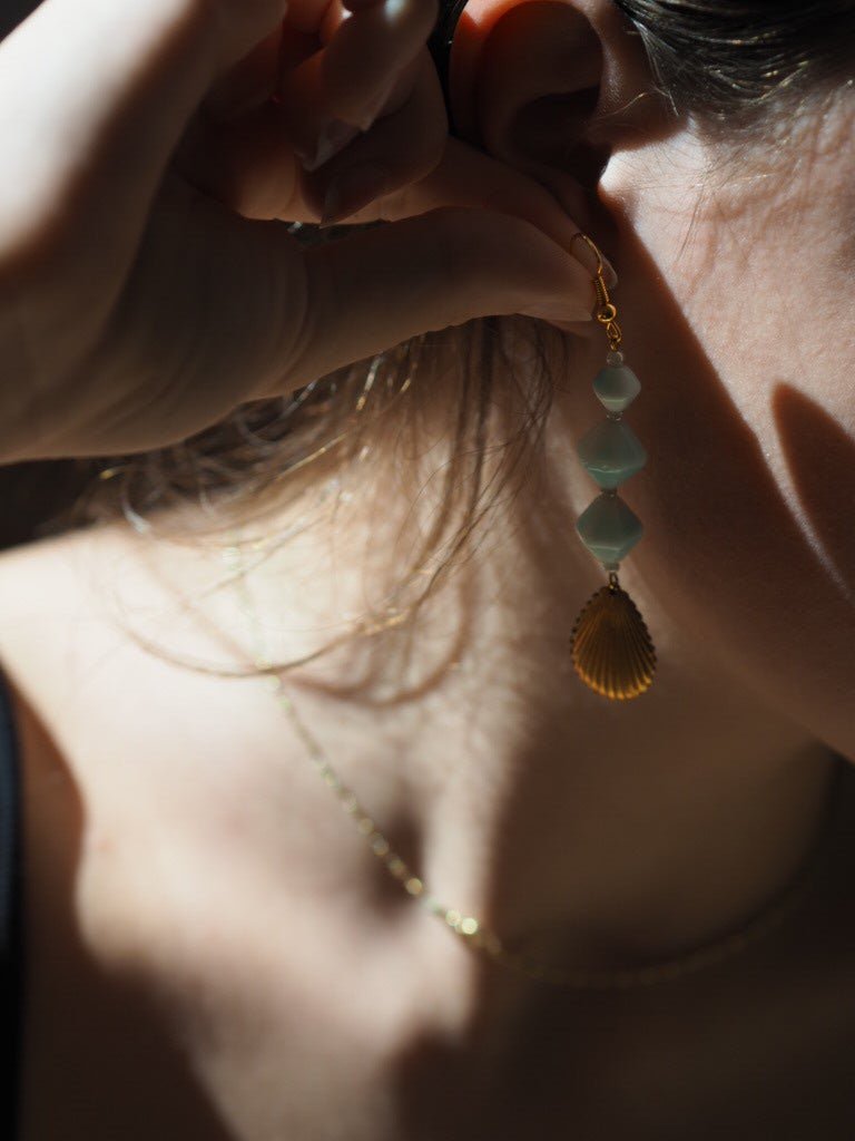 Shell light blue glass necklace and earrings - Natalia Willmott