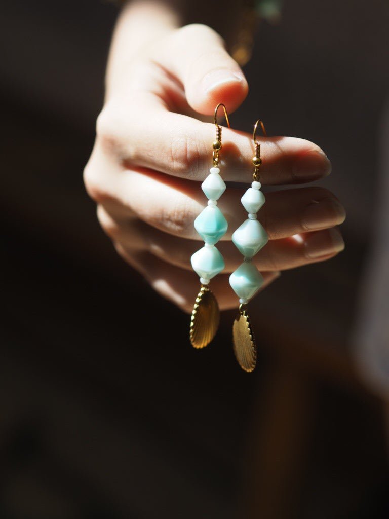 Shell light blue glass necklace and earrings - Natalia Willmott
