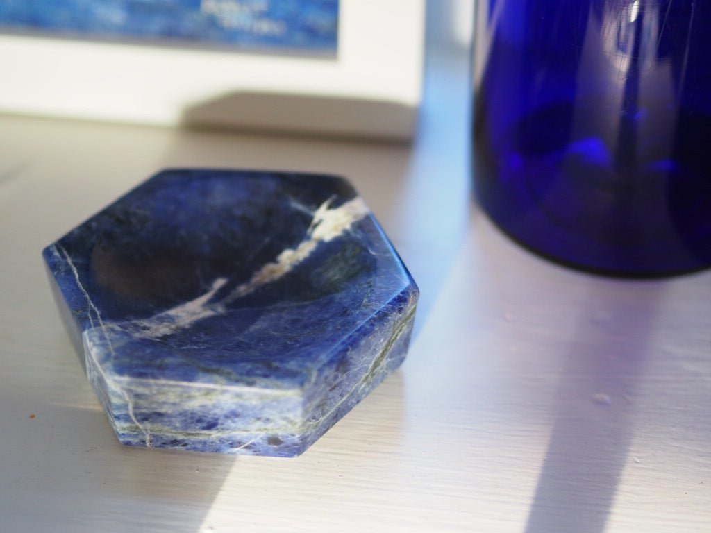 Sodalite polished hexagonal dish - Natalia Willmott