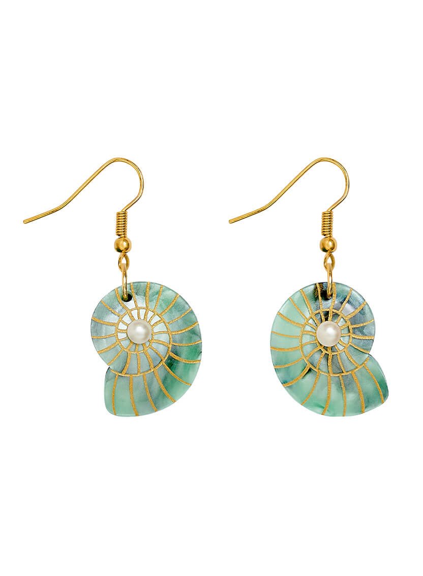Spiral shell pendant green Tatty Devine - Natalia Willmott