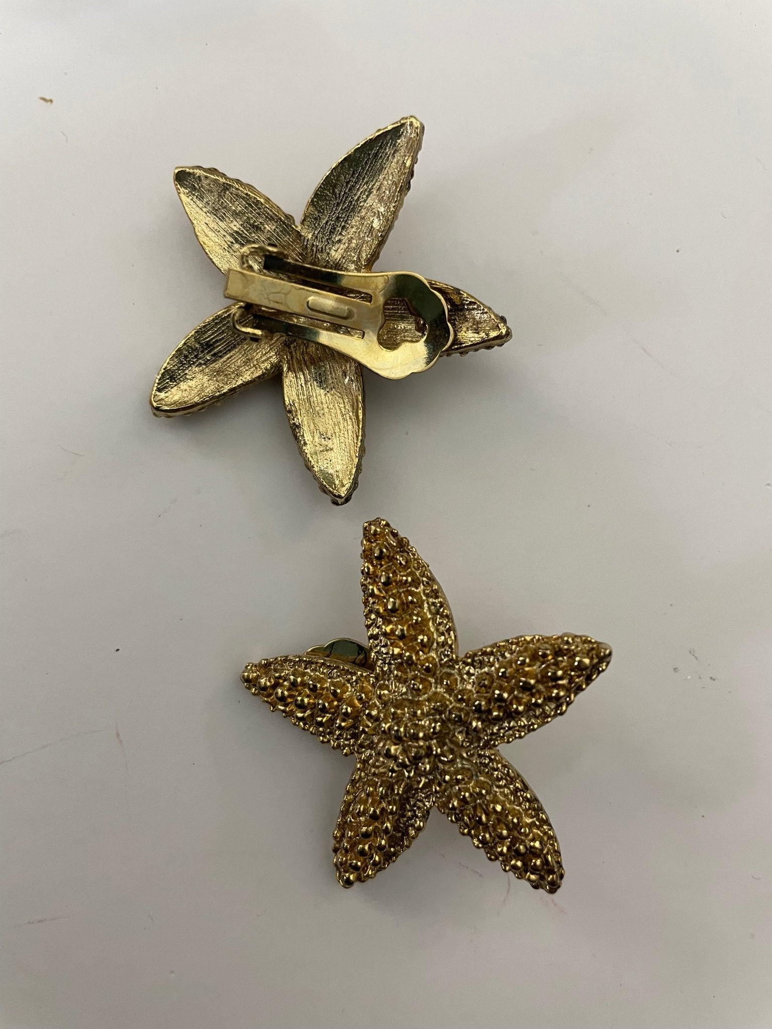 Vintage "bobbly" starfish clip on earrings - Natalia Willmott