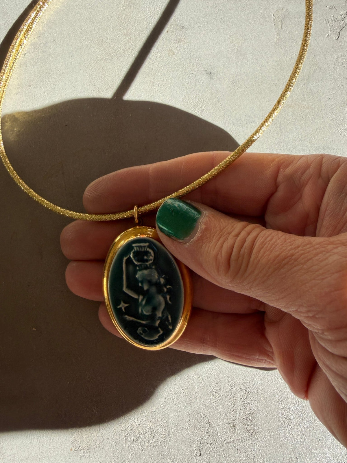 Vintage ceramic cameo pendant necklace - Natalia Willmott