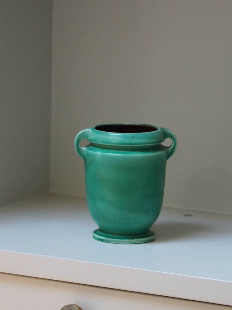 Vintage earthenware and green glaze pot with handles by C.H Brannam & Sons Ltd - Natalia Willmott