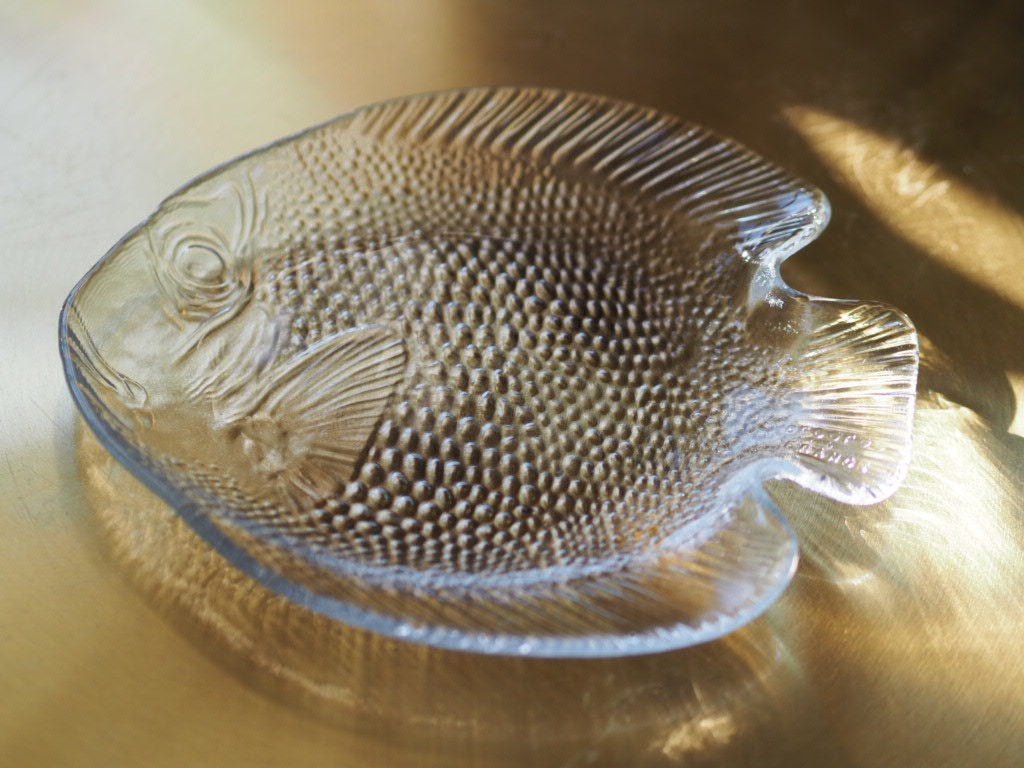 Vintage fish Arcoroc glass plate - Natalia Willmott