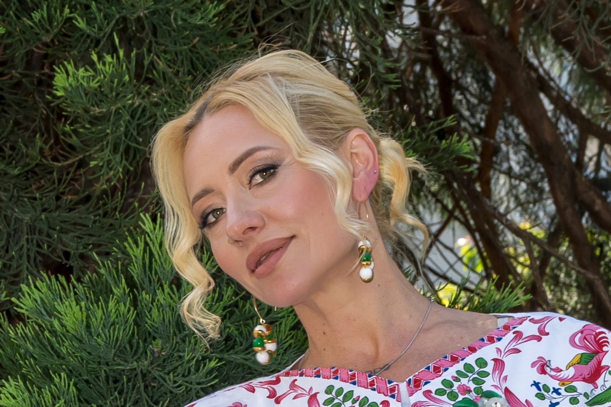 Vintage green and white hoop earrings - Natalia Willmott